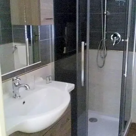 فندق مبيت وإفطار Dal Cardinale 3*